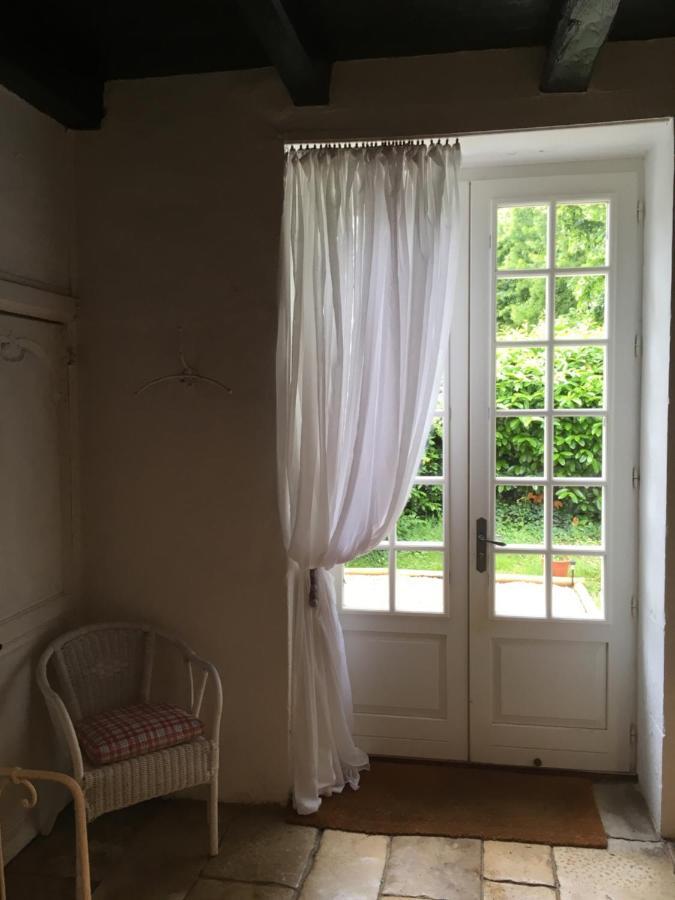 Le Logis De Holiday home Limalonges